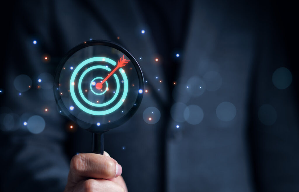 marketing-target-success-business-growth-concept-businessman-holding-magnifier-glass-with-dartboard-with-arrow-setup-focus-objective-target-goal-concept-search-business-success-1-1024x658 Doenças raras e terapias de precisão